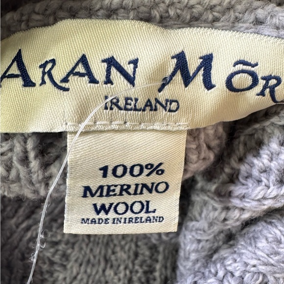 Aran Mor Cowl Button Neck Merino Wool Cable Knit Grey Sweater Size Medium NWT - Picture 9 of 9